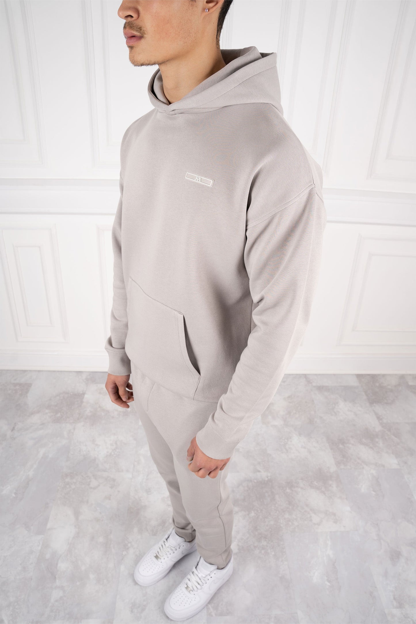 Trainingsanzug Slim Fit mit Kapuze & Reißverschluss | Ideal für den Winter