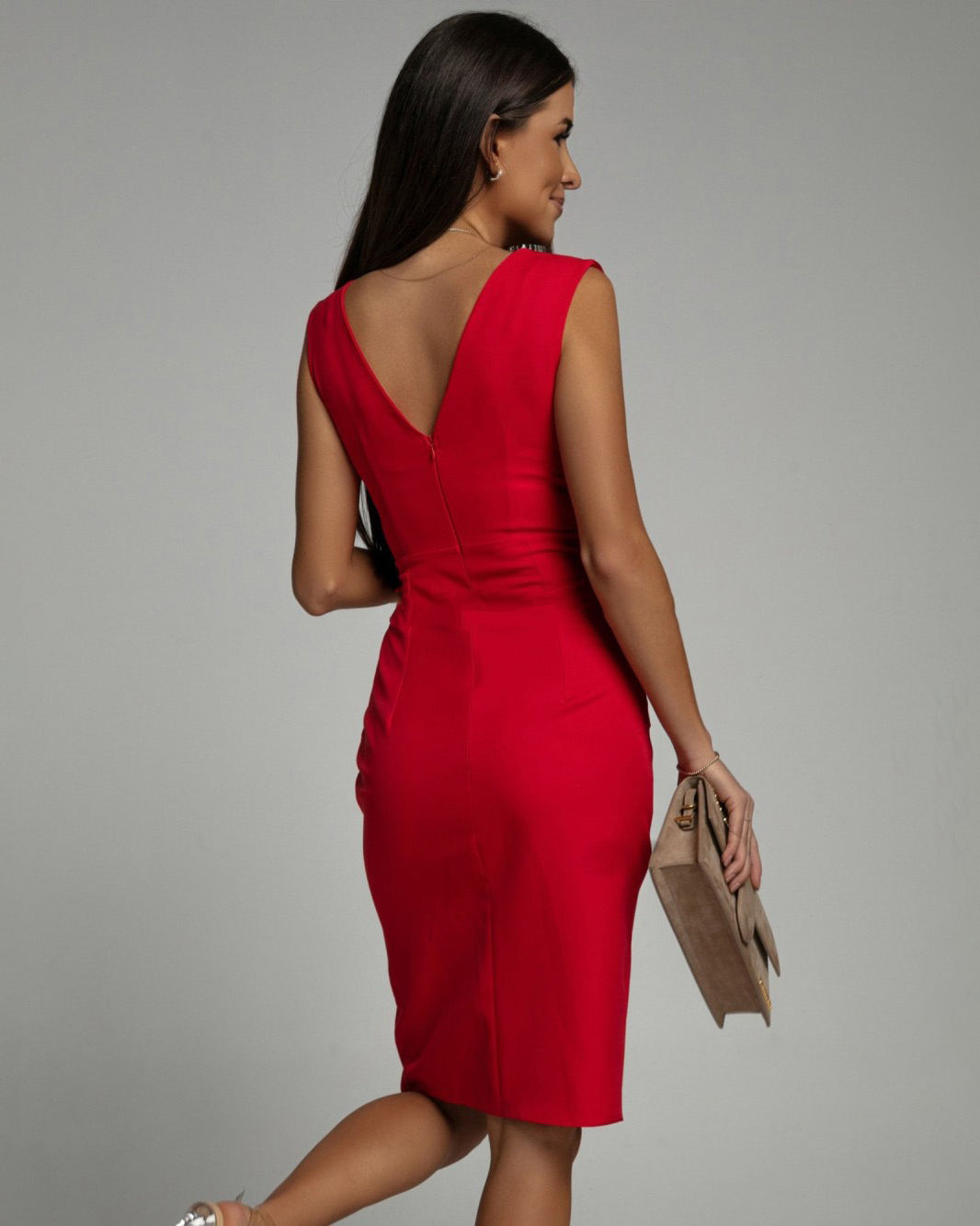 BRENDA™ | Figurbetontes Kleid mit V-Ausschnitt und Schlitz