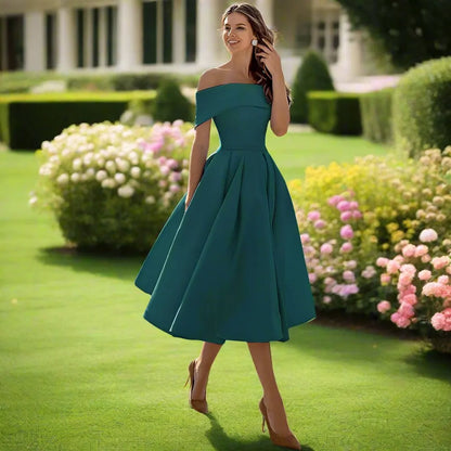 Trägerloses Satin Midi-Kleid mit Fließendem Schnitt | Perfekt für den Sommer