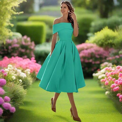 Trägerloses Satin Midi-Kleid mit Fließendem Schnitt | Perfekt für den Sommer