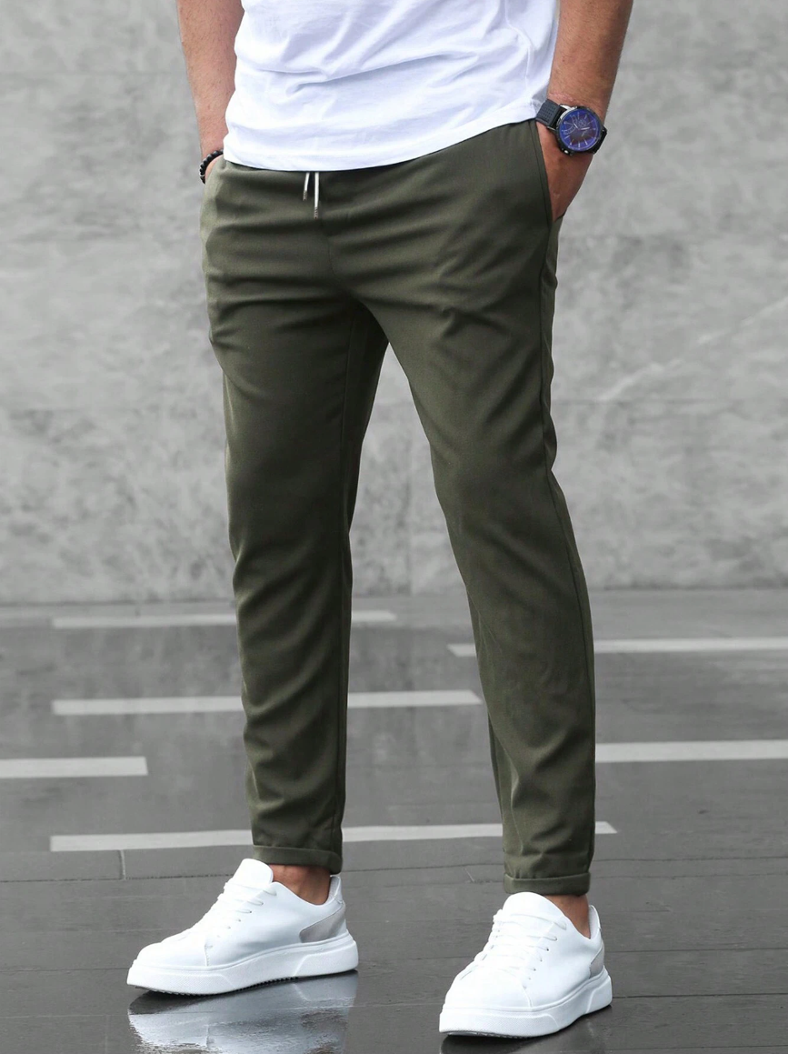 Sommerliche Stretch-Hose für Herren – Bequeme Business & Freizeit Hose mit schlanker Passform | Atmungsaktiv & Formstabil | Ideal für Alltag & Büro