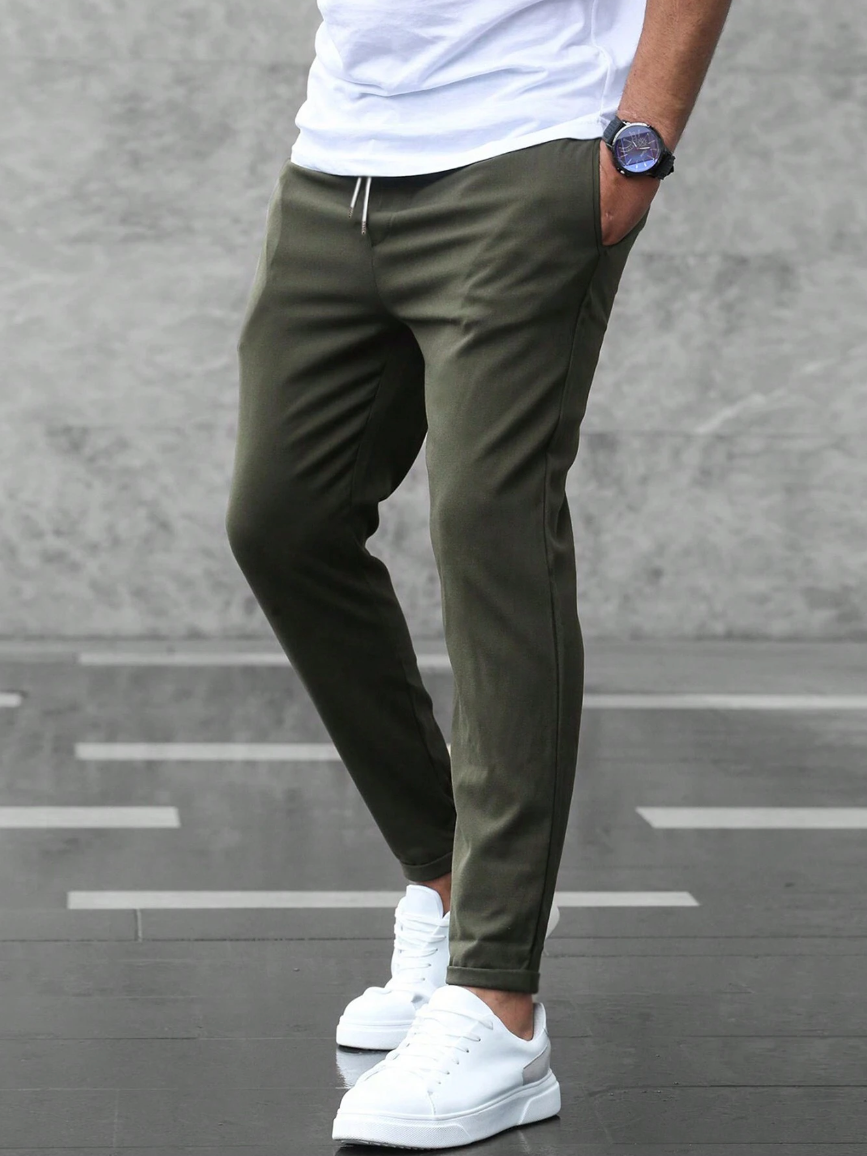 Sommerliche Stretch-Hose für Herren – Bequeme Business & Freizeit Hose mit schlanker Passform | Atmungsaktiv & Formstabil | Ideal für Alltag & Büro