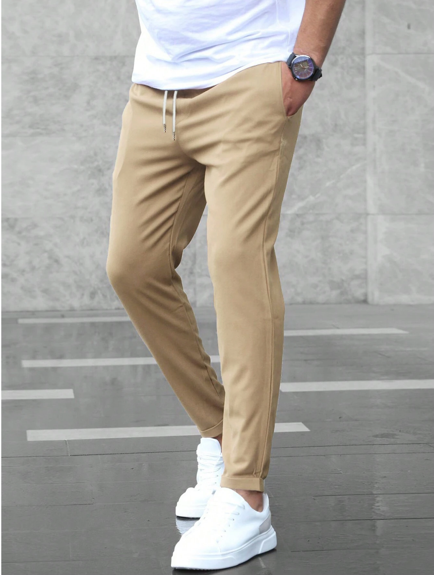 Sommerliche Stretch-Hose für Herren – Bequeme Business & Freizeit Hose mit schlanker Passform | Atmungsaktiv & Formstabil | Ideal für Alltag & Büro