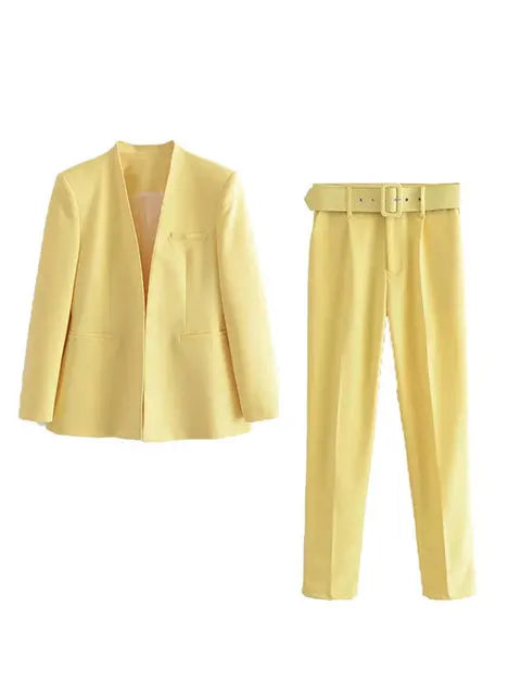 Kerinauia - Sommerlicher Business-Anzug für Damen - Leichter Blazer und Slim-Fit-Hose