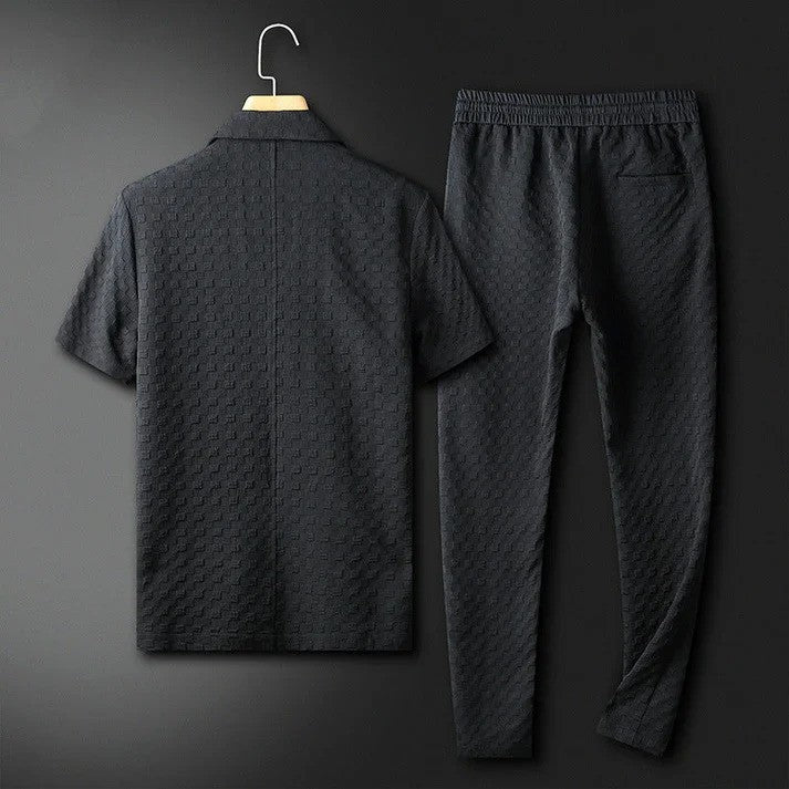 Zweiteiliges Herren-Sommeroutfit aus leichter Baumwolle | Perfekt für heiße Sommertage