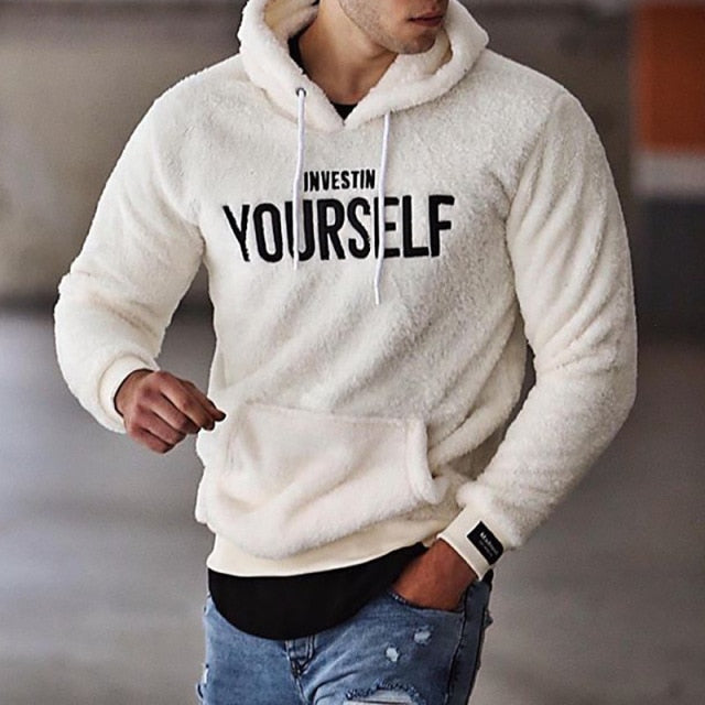 Premium Sweatshirt mit Fleecefutter und hochwertiger Stickerei | Perfekt für kühle Sommerabende