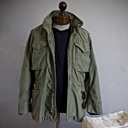Herren M-65 Feldjacke mit wasserabweisendem Obermaterial und vier Taschen – geeignet für Frühling und Sommer