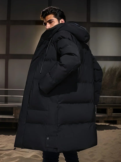 Herren-Wintermantel mit Wattierung, wetterfester Oberfläche und vollflächigem Design