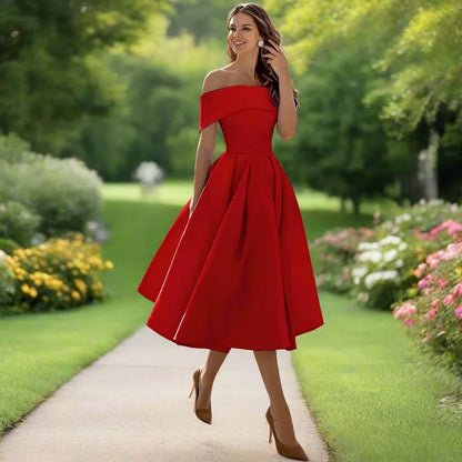 Trägerloses Satin Midi-Kleid mit Fließendem Schnitt | Perfekt für den Sommer