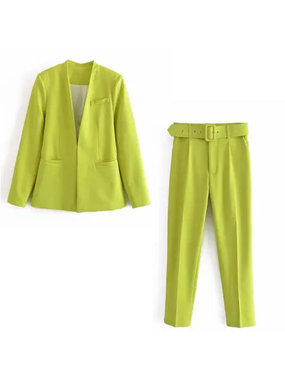 Kerinauia - Sommerlicher Business-Anzug für Damen - Leichter Blazer und Slim-Fit-Hose