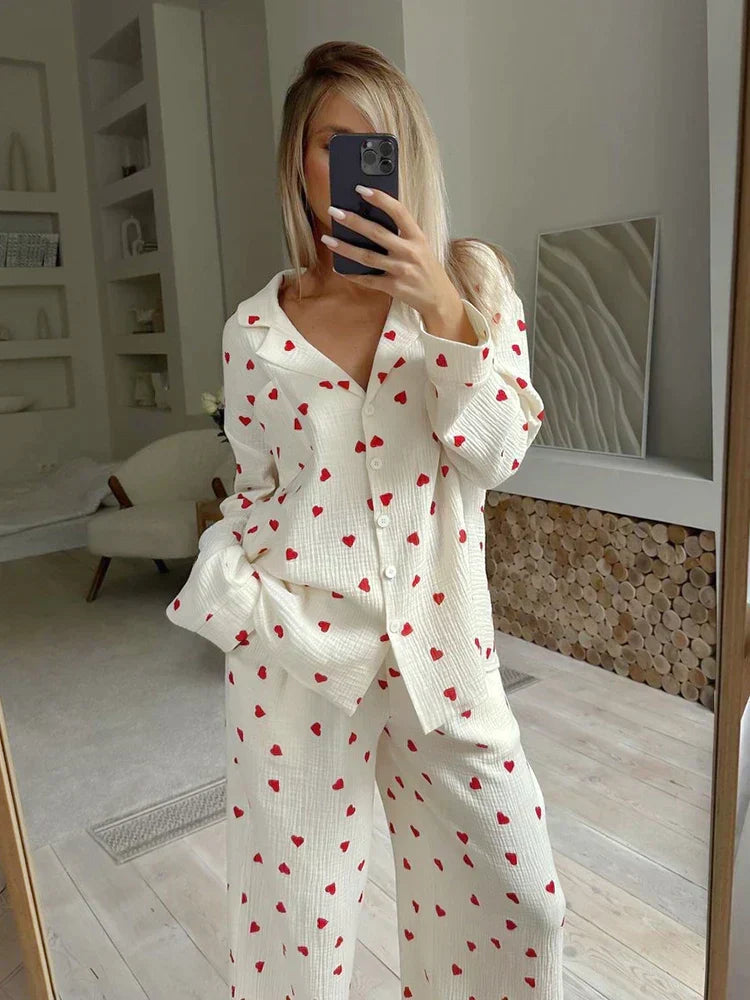 Damen Herz-Pyjama Set – Elegant für den Sommer