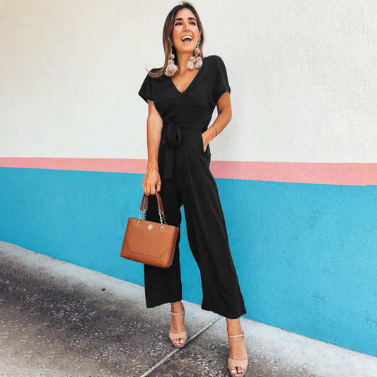 Jumpsuit mit V-Ausschnitt, Seitentaschen und lockerer Passform | Perfekt für den Sommer